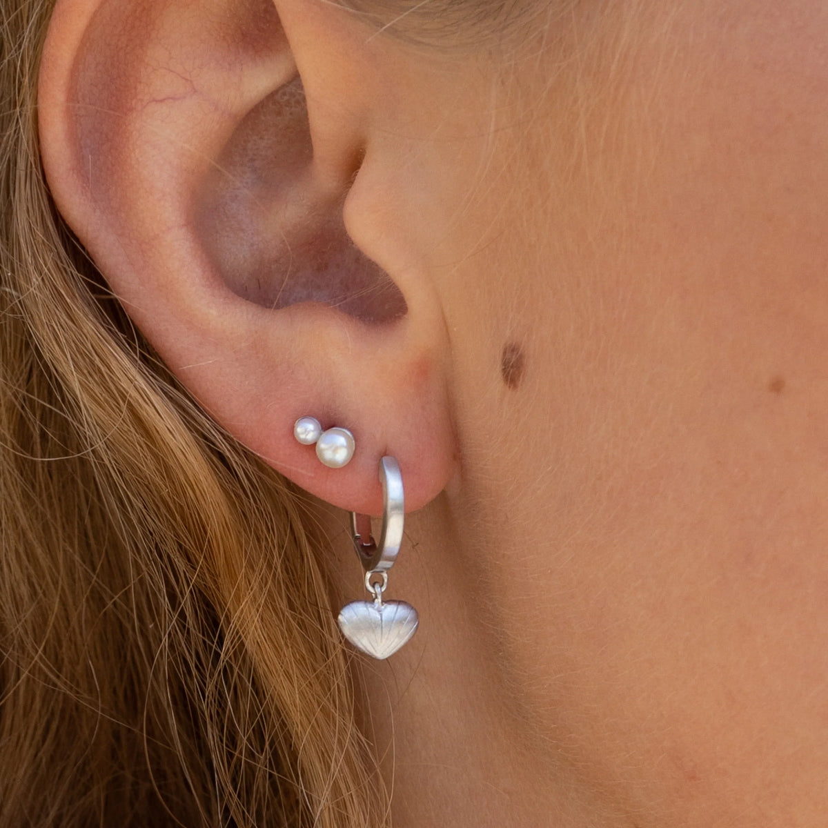 byBiehl Just Love フープピアス
